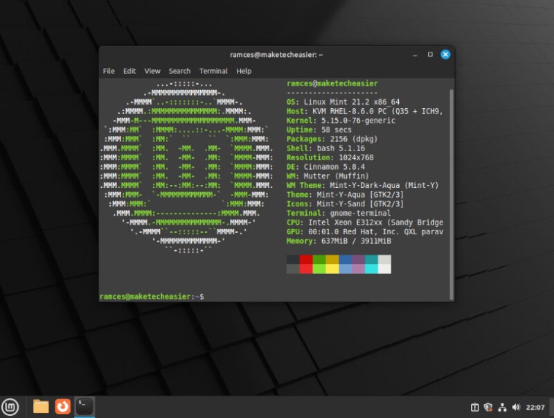 A screenshot showing an example Linux Mint desktop.