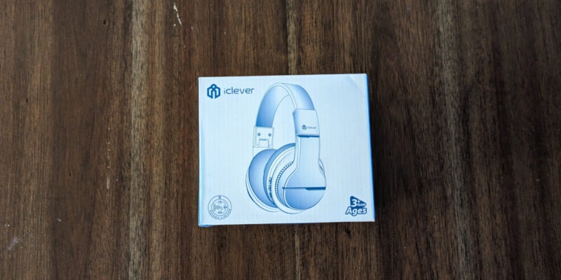 Iclever Headphones In Box